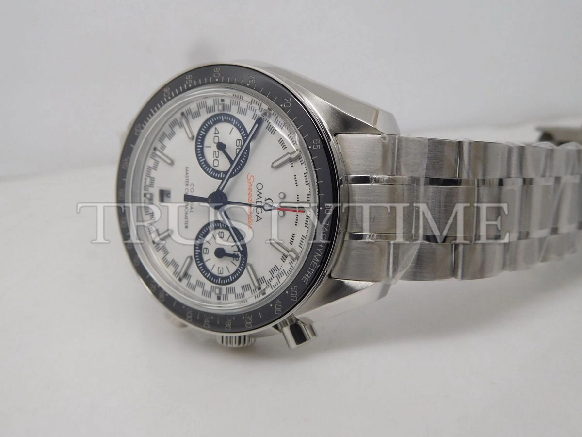Копия часов Omega Speedmaster Racing Co-axial Master Chronometer Chronograph 44mm 329.30.44.51.04.001