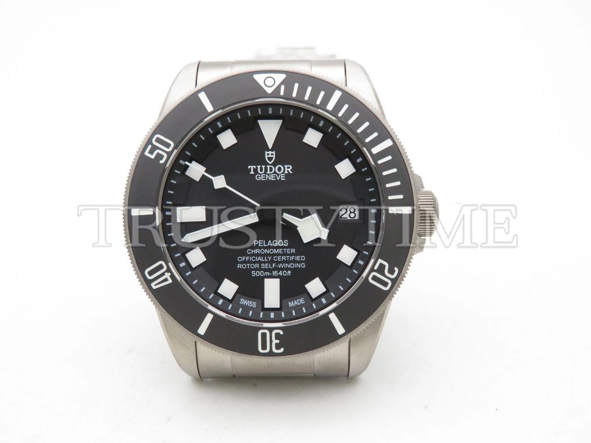 Копия часов Tudor Pelagos Titanium 42mm M25600TN-0001