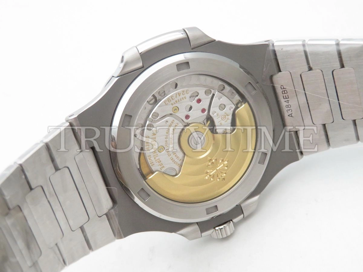 Копия часов Patek Philippe Nautilus 40mm 3711/1G-001