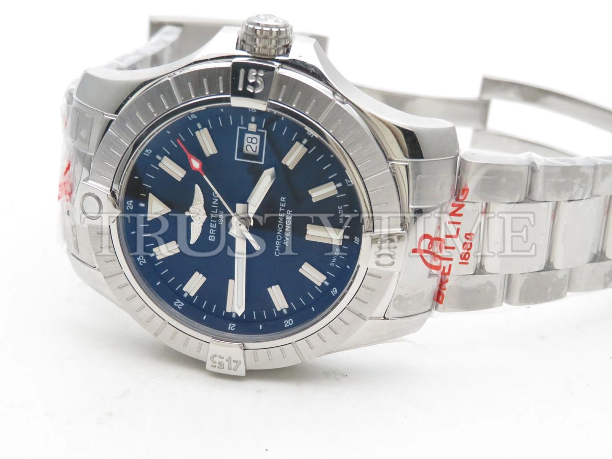 Копия часов Breitling Avenger Automatic 43 A17318101B1A1