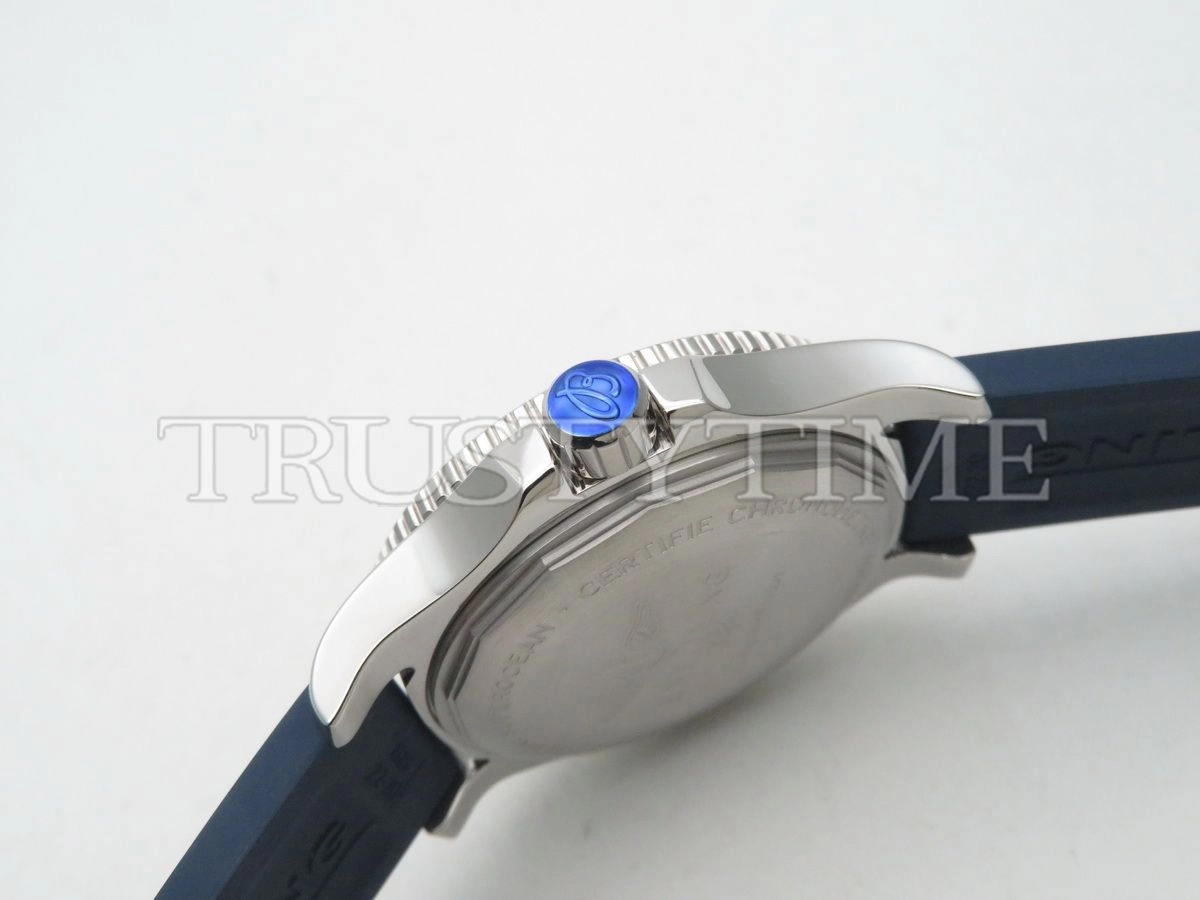 Копия часов Breitling Superocean Automatic 44 A17366D81A1S1