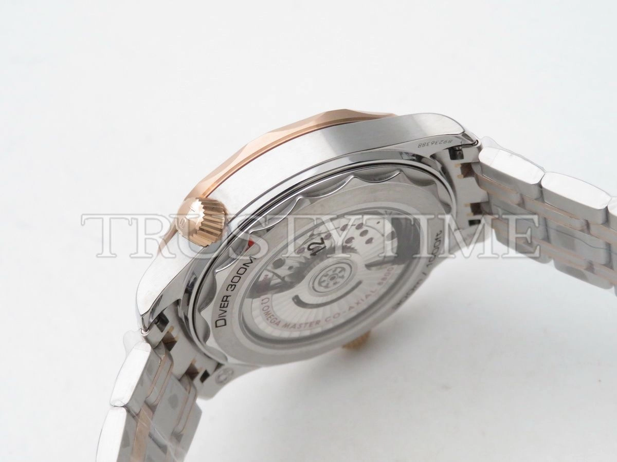 Копия часов Omega Seamaster Diver 300m Co-axial Chronometer 42mm 210.20.42.20.03.002