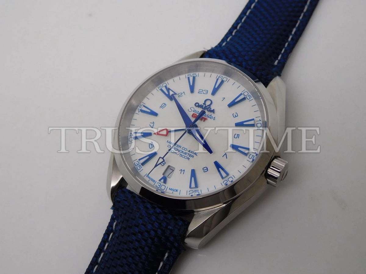 Копия часов Omega Seamaster Aqua Terra 150m Master Co-axial GMT 43mm 231.92.43.22.04.001