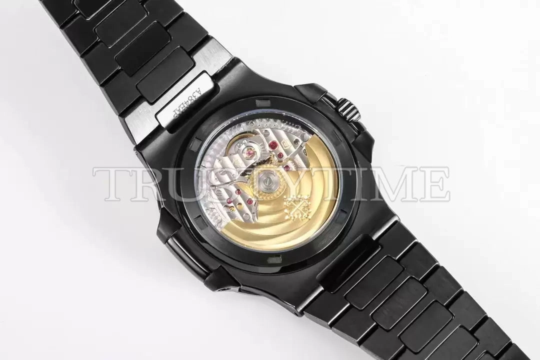 Копия часов Patek Philippe Nautilus 40mm Bamford 5711