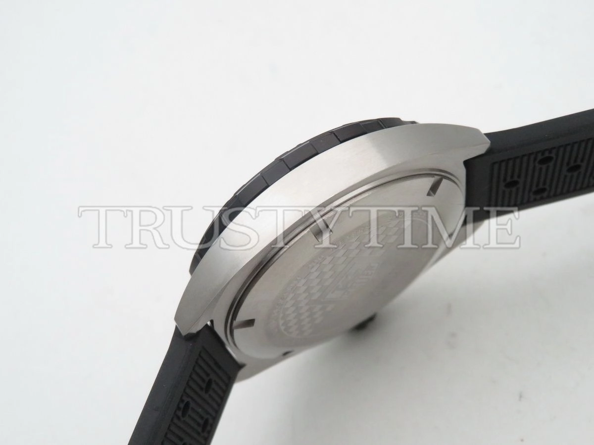 Копия часов Tag Heuer Formula 1 Quartz 41mm WAZ1110.FT8023
