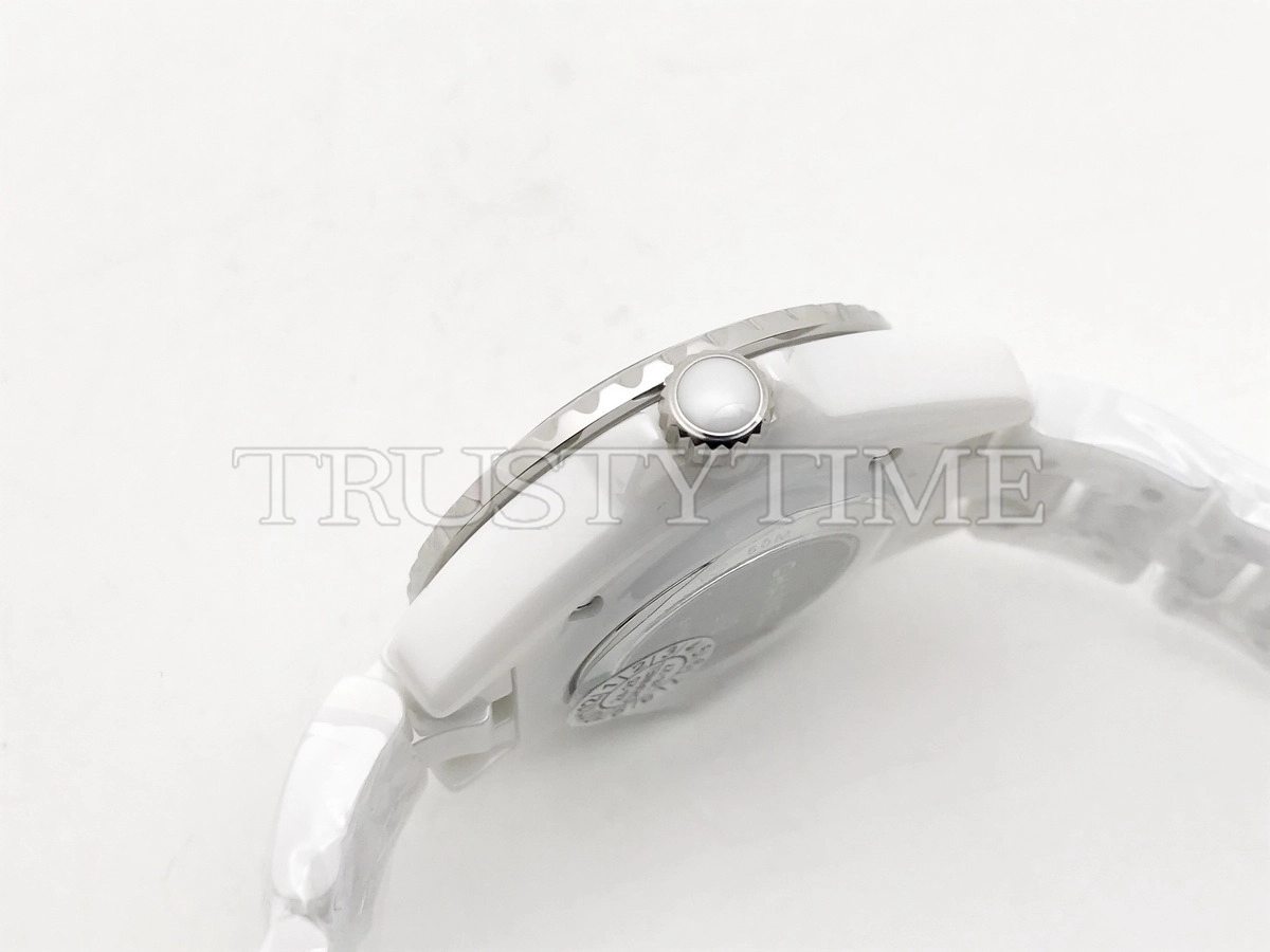 Копия часов Chanel J-12 33 H6418