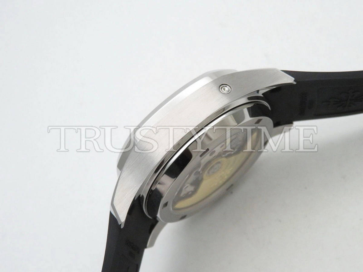 Копия часов Patek Philippe Aquanaut Chronograph 42mm 5968A-001