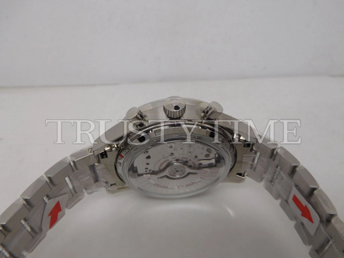 Копия часов Omega Speedmaster Speedmaster 57 Co-Axial Chronograph 41.5mm 331.90.42.51.04.001