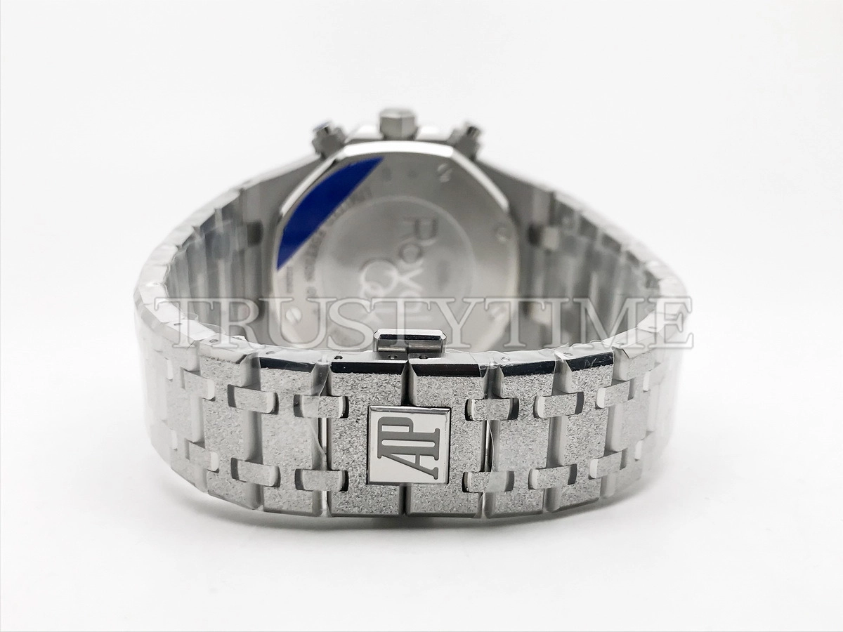 Копия часов Audemars Piguet Royal Oak Frosted Gold Selfwinding Chronograph 26331BC.GG.1224BC.01