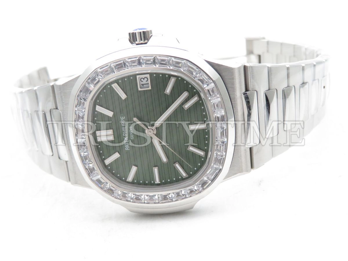 Копия часов Patek Philippe Nautilus 40mm 5711/1300A-001