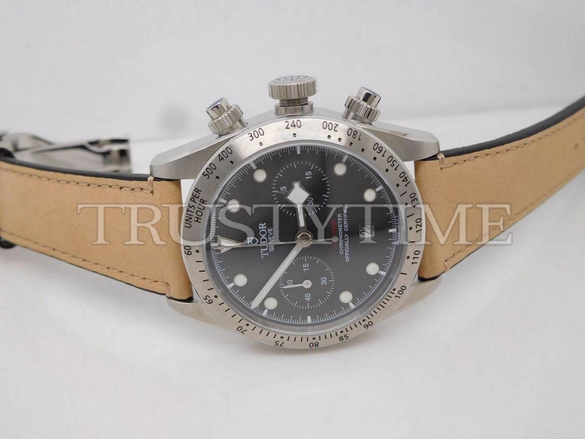 Копия часов Tudor Heritage Black Bay Black Chronograph 41mm M79350-0002