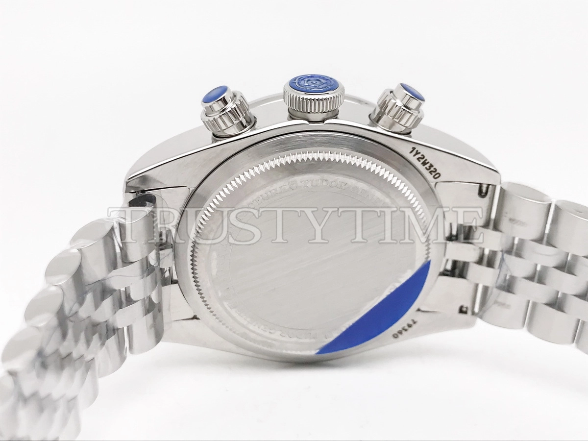 Копия часов Tudor Heritage Black Bay Chronograph M79360N-0024 Flamingo Blue