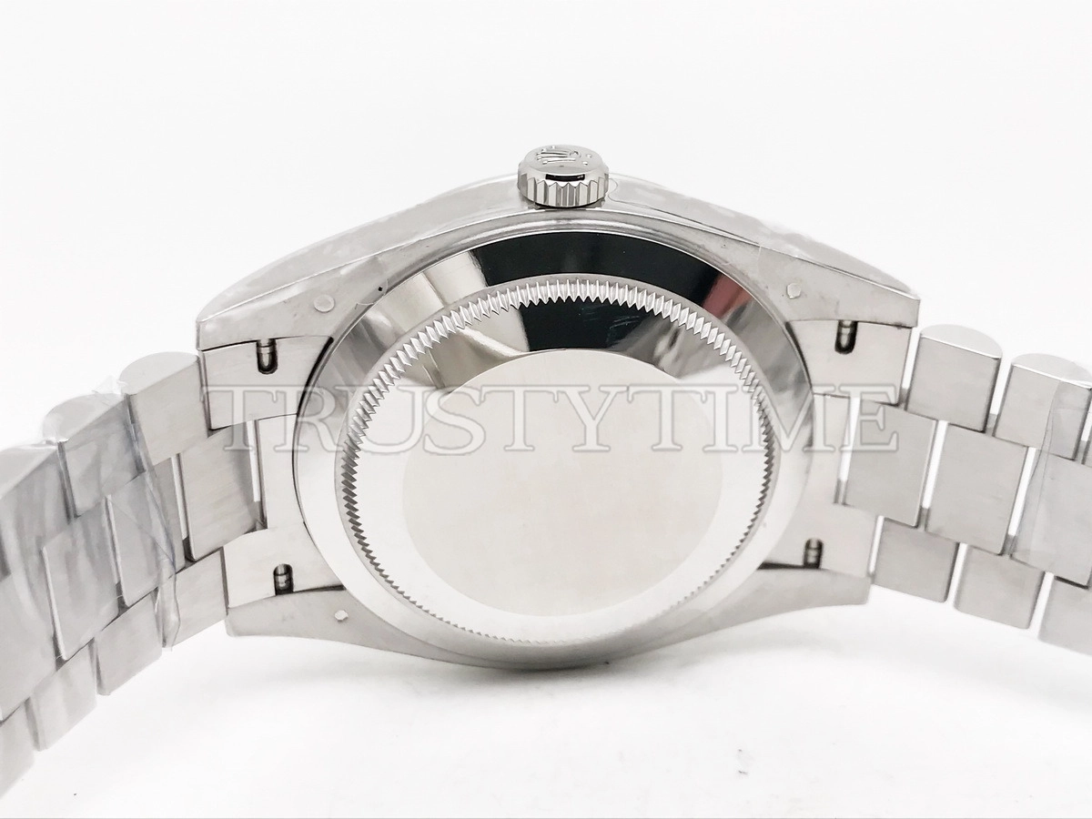 Копия часов Rolex Day-Date 40mm 228239-0007