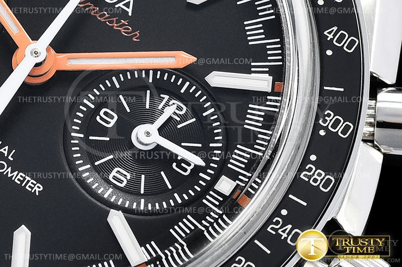 Omega Speedmaster Moonwatch Co-Axial Master Chronometer Chronograph 44mm 304.32.44.51.01.001 Omega Speedmaster Moonwatch Co-Axial Master Chronometer Chronograph 44mm 304.32.44.51.01.001