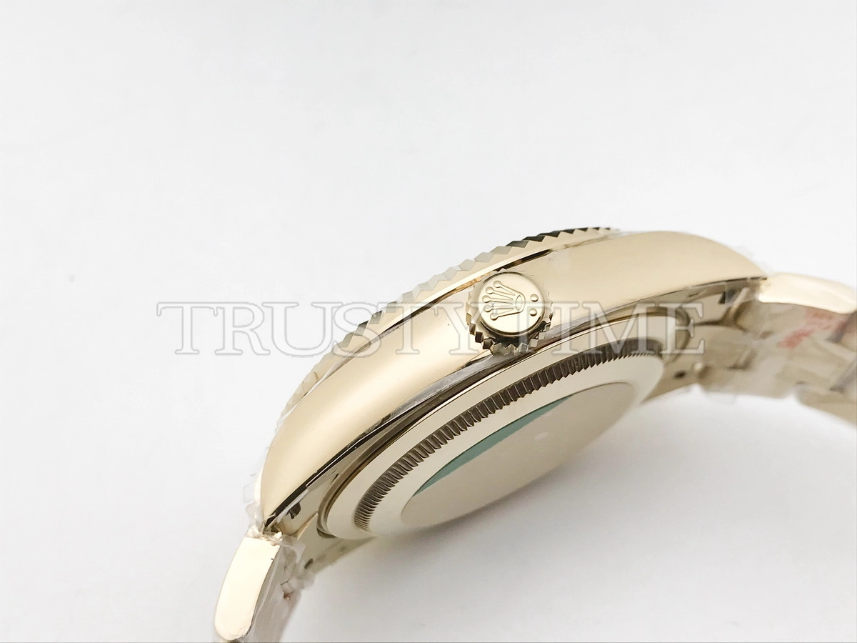 Копия часов Rolex Sky-Dweller 42mm 336938-0002