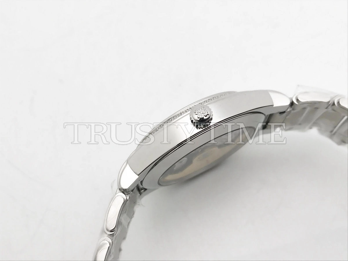 Копия часов Patek Philippe Twenty-4 Automatic 36mm 7300/1200A-001