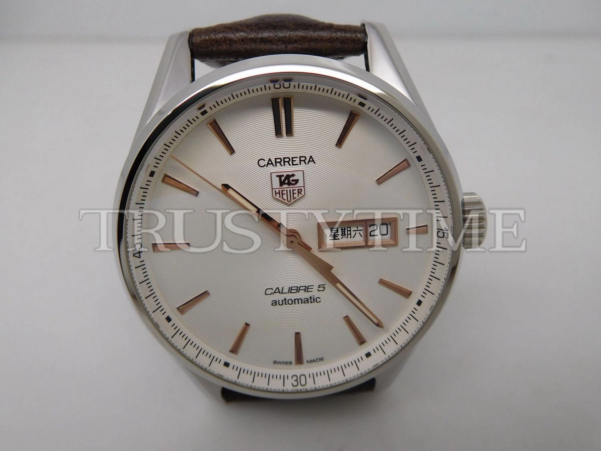 Копия часов Tag Heuer Carrera Calibre 5 Day Date 41mm WAR201D.FC6291
