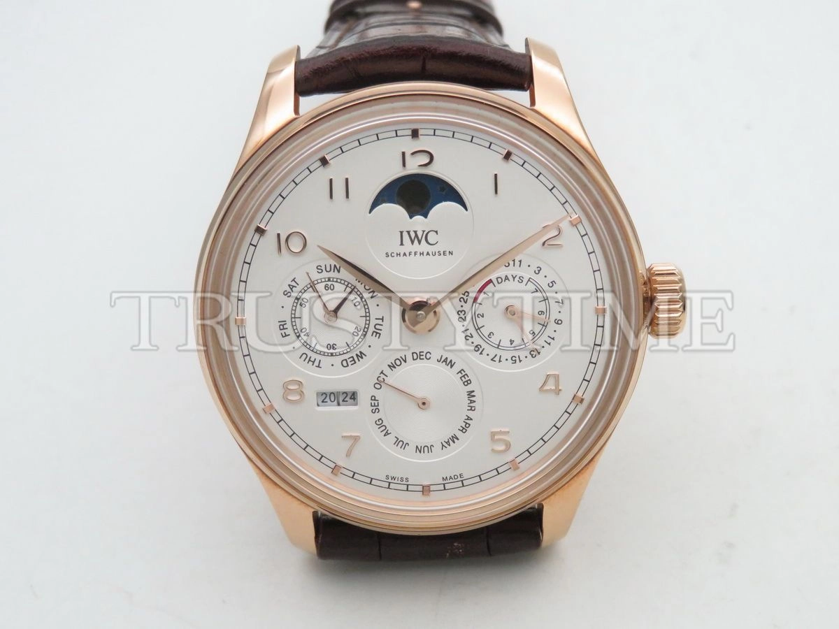 Копия часов IWC Portugieser Perpetual Calendar 44mm IW503302