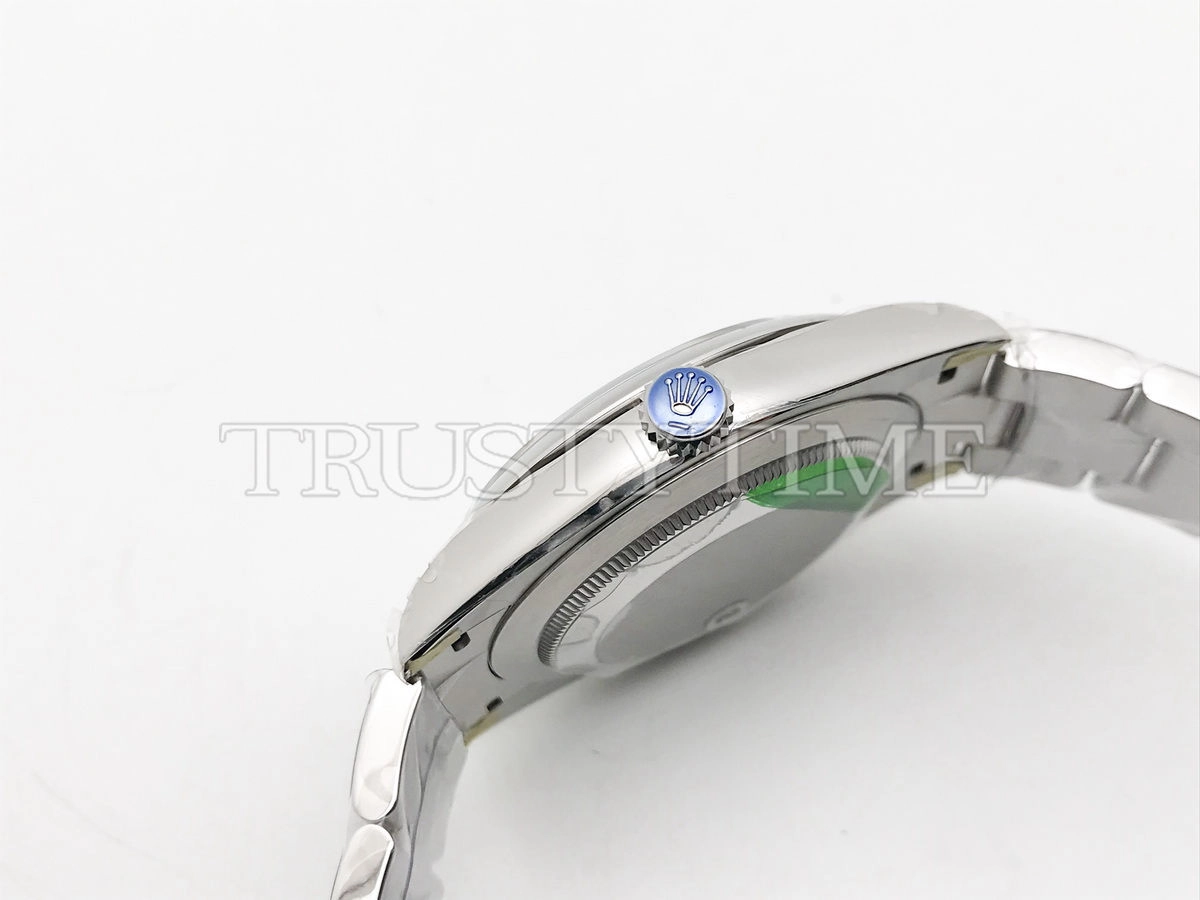 Копия часов Rolex Oyster Perpetual 41mm 124300-0002