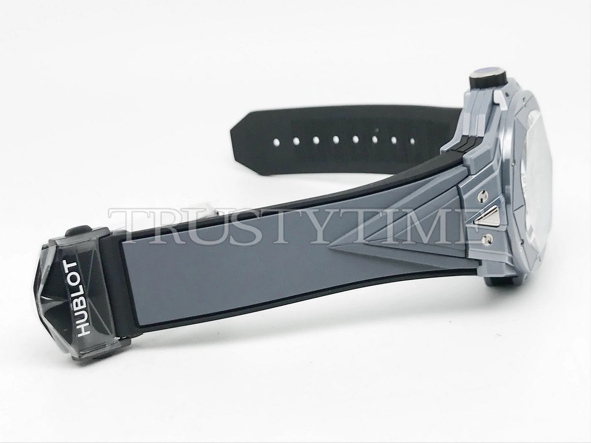 Копия часов Hublot Big Bang Sang Bleu II 45mm 418.FX.8007.RX.MXM21