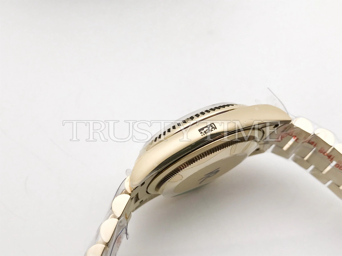 Копия часов Rolex Day-Date 36mm 128238-0118