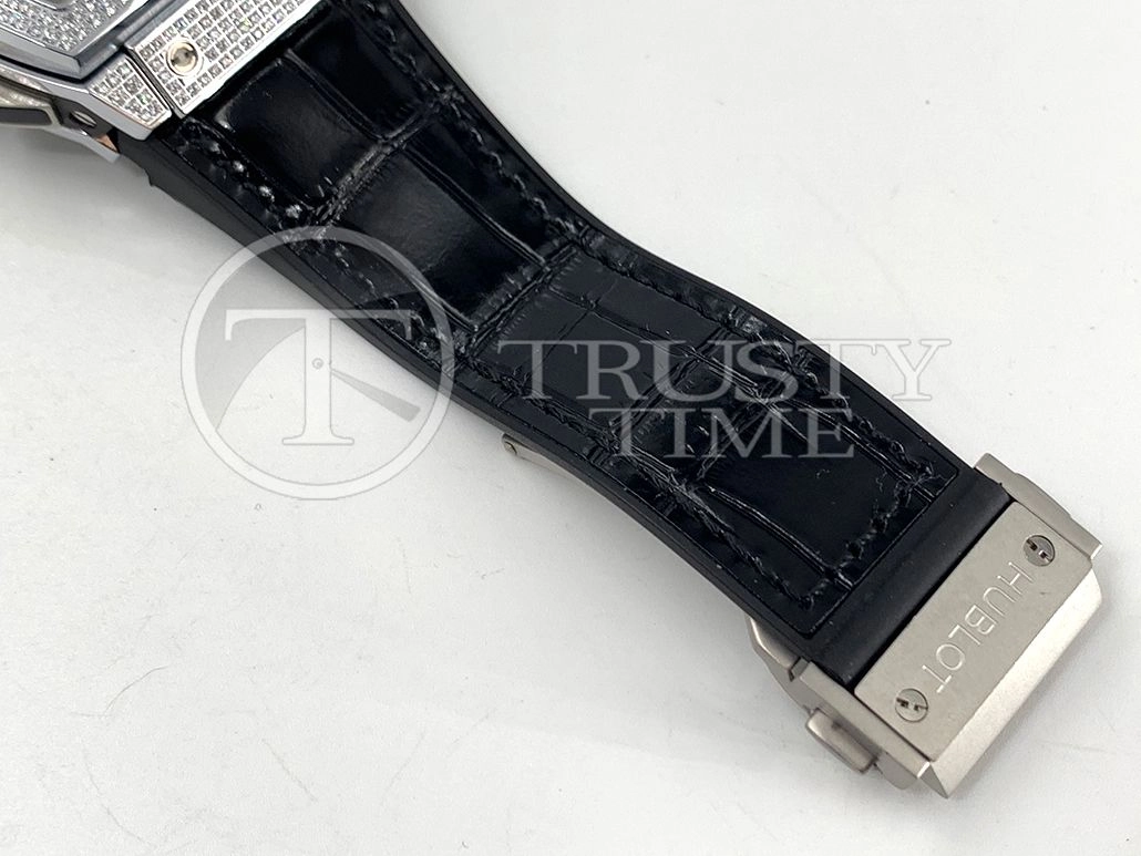 Копия часов Hublot Spirit of Big Bang 45 Titanium 601.NX.0173.LR.1704