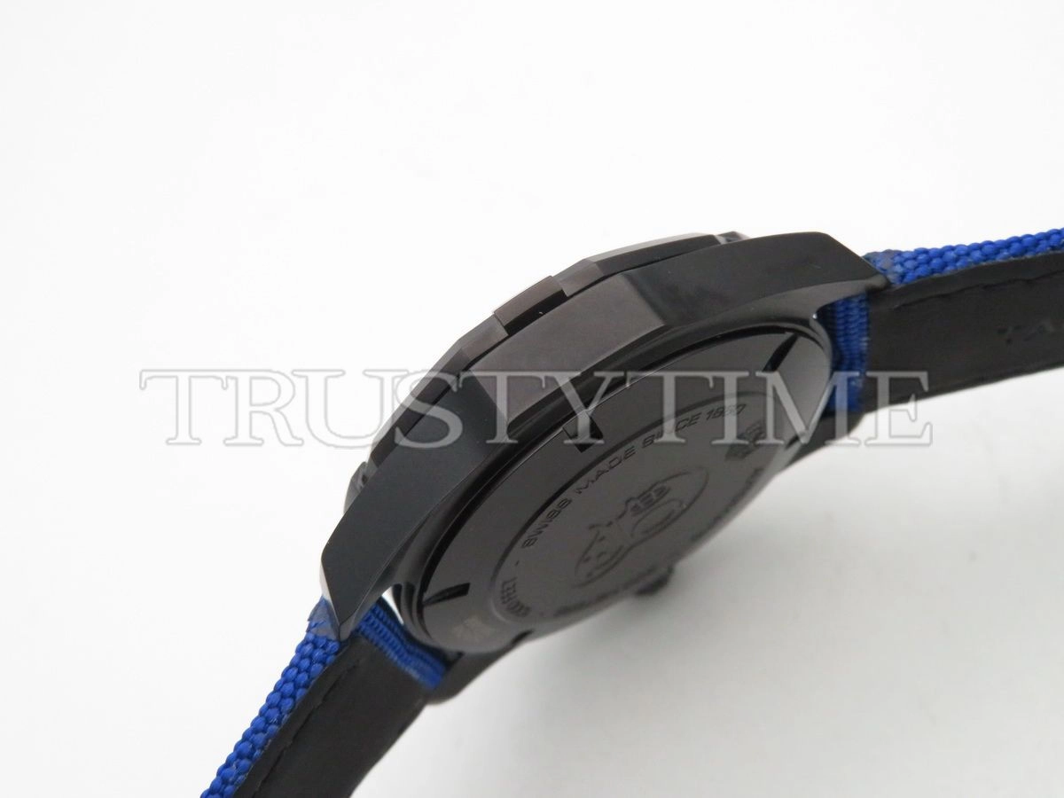 Копия часов Tag Heuer Aquaracer Calibre 5 43mm WAY208B.FC6382
