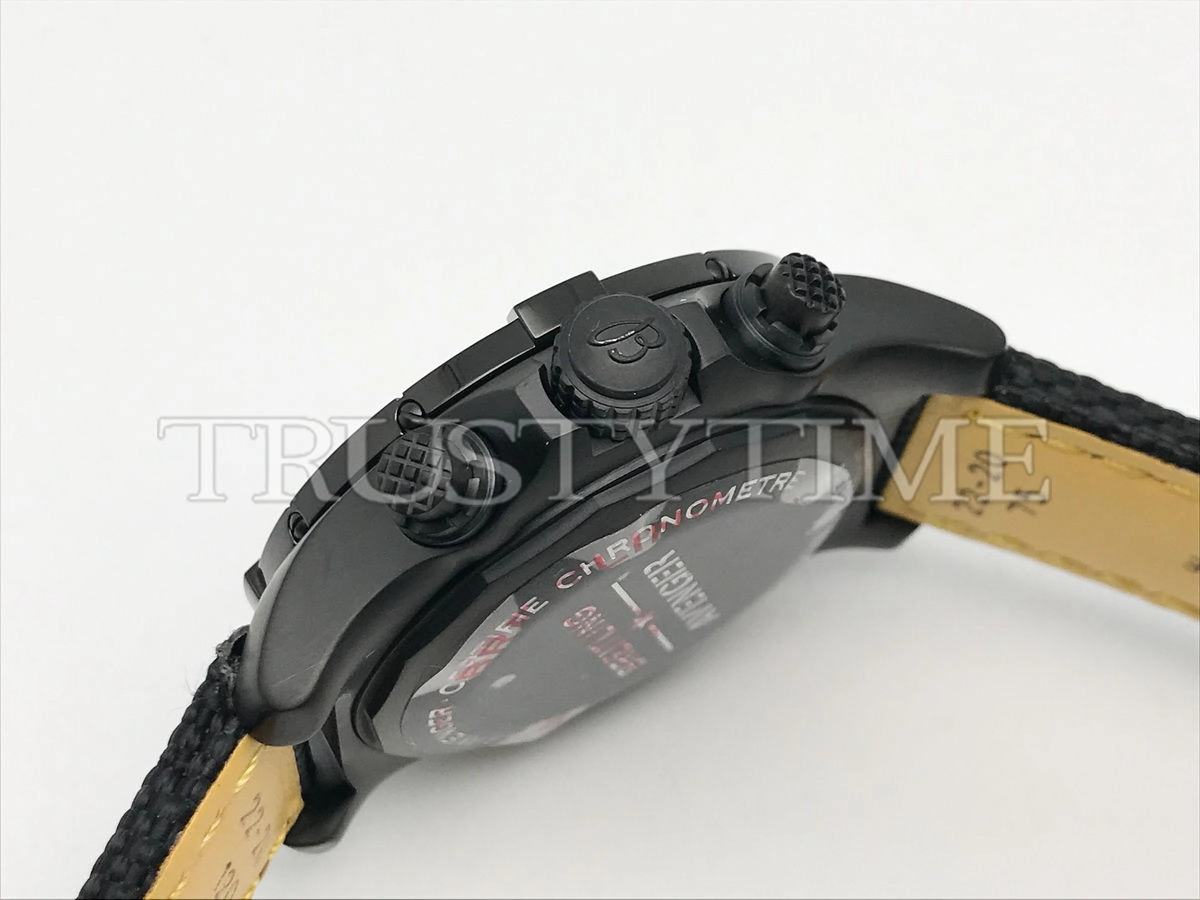 Копия часов Breitling Avenger Chronograph 45 Night Mission V13317101B1X1
