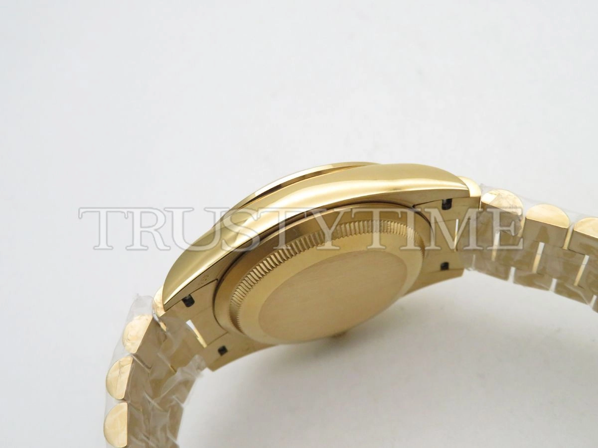 Копия часов Rolex Day-Date 36mm 128348RBR-0017