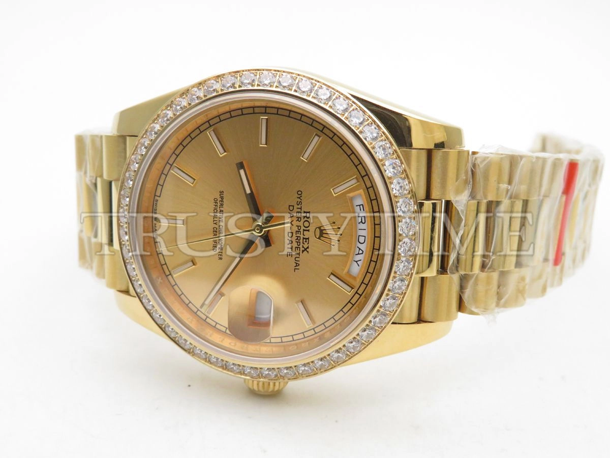 Копия часов Rolex Day-Date 40mm 228348RBR-0008