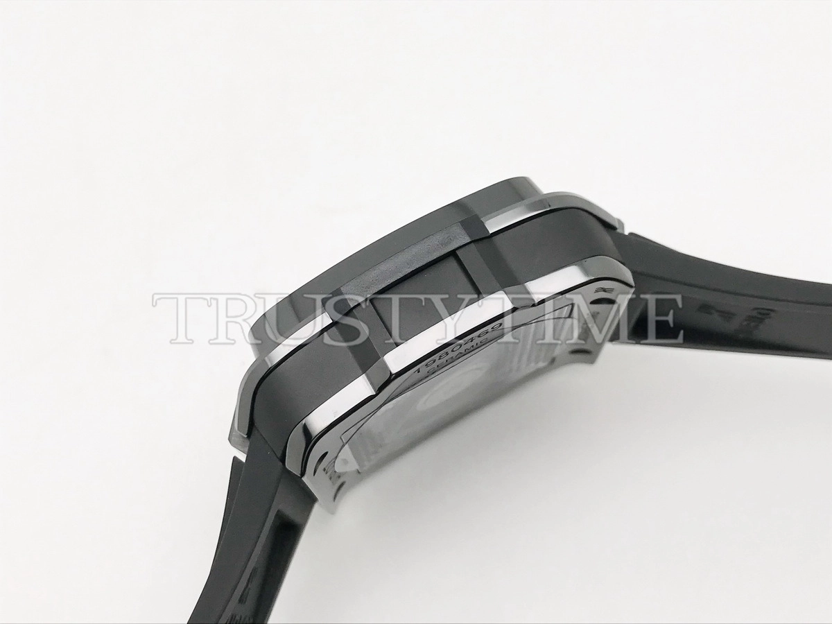 Копия часов Hublot Square Bang Unico Black Magic 821.CI.0170.RX