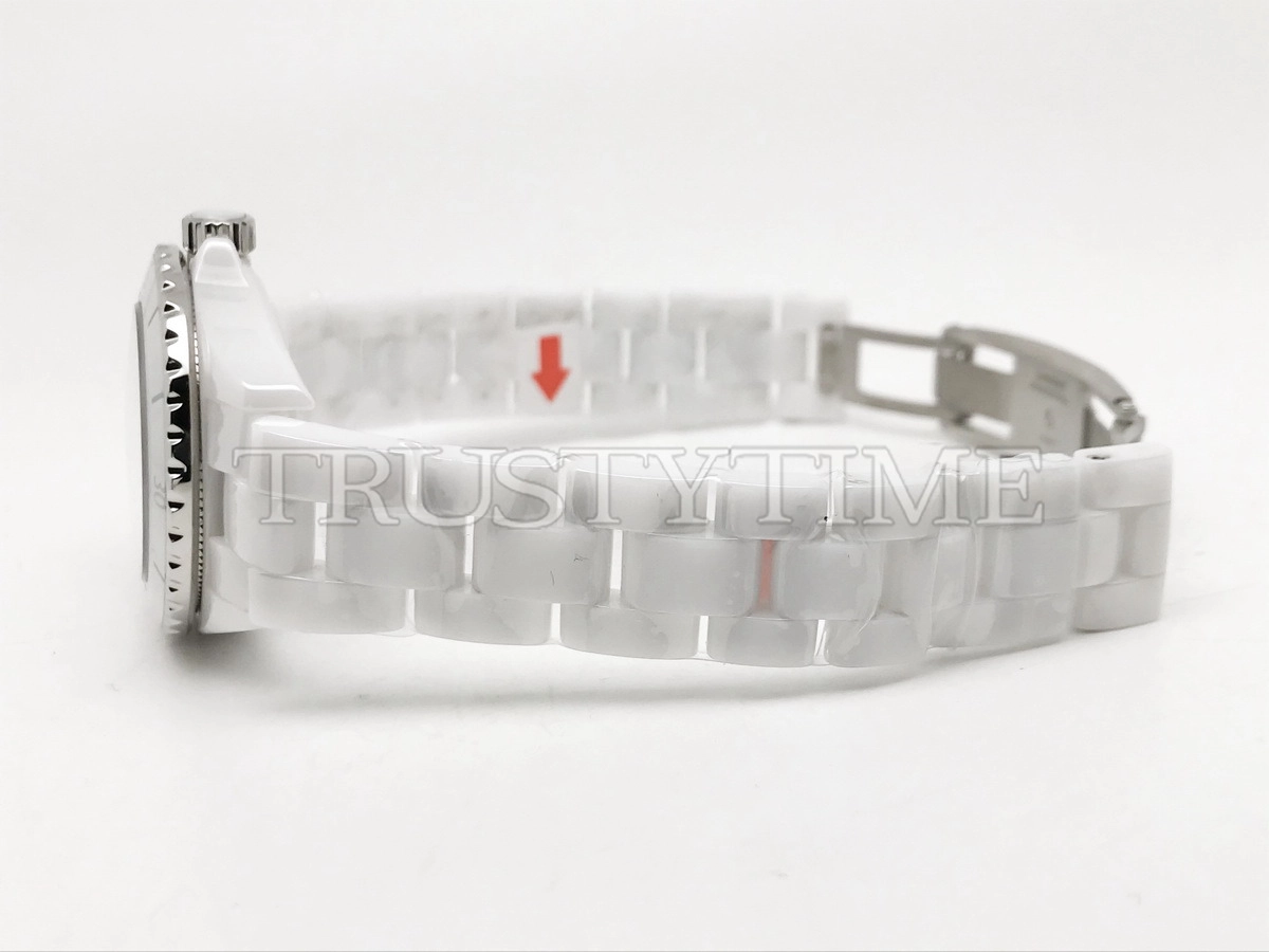 Копия часов Chanel J-12 33 H10472