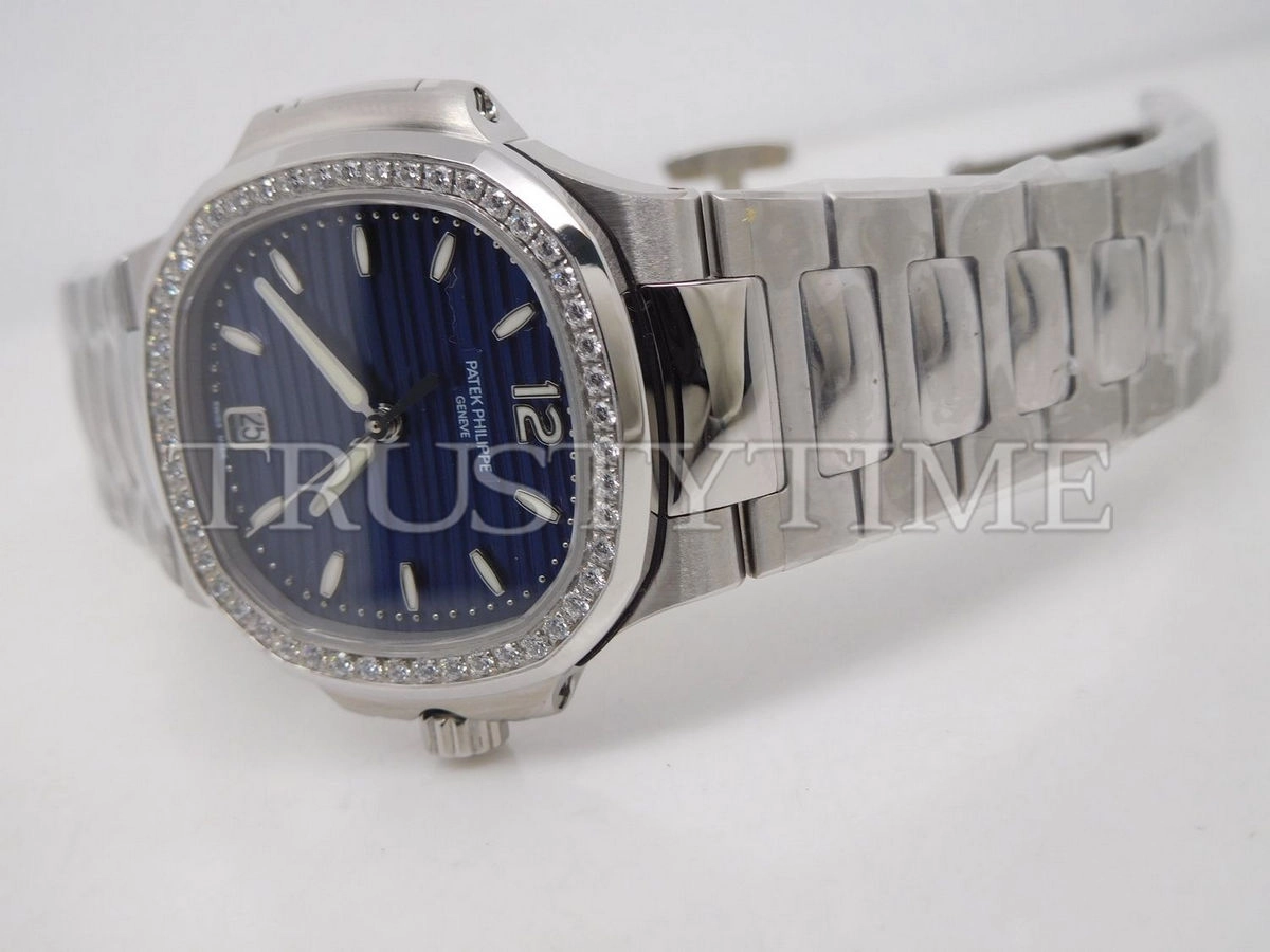 Копия часов Patek Philippe Nautilus Lades 34mm 7018/1A-010