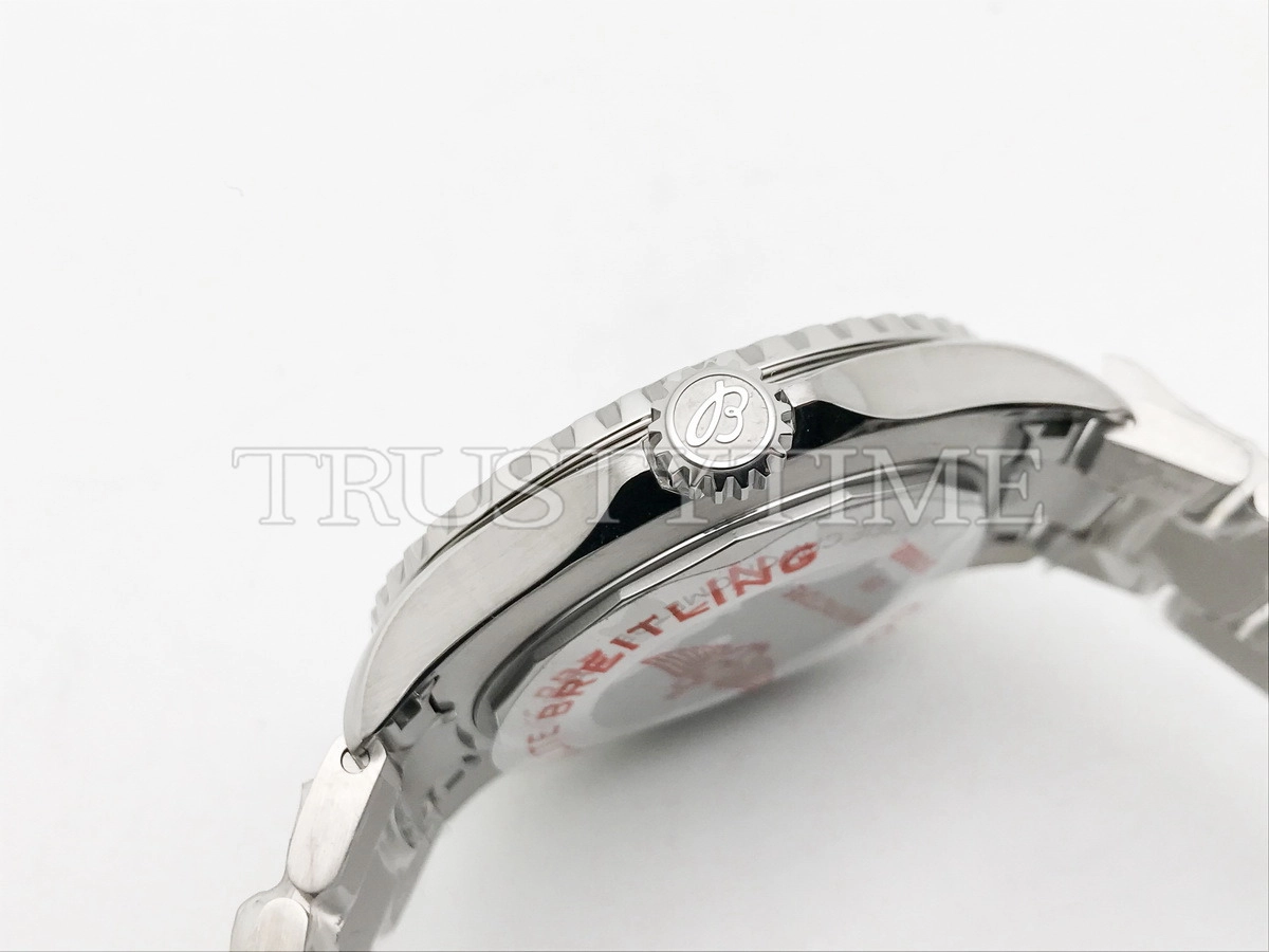 Копия часов Breitling Superocean Automatic 44mm A17376A31L1A1