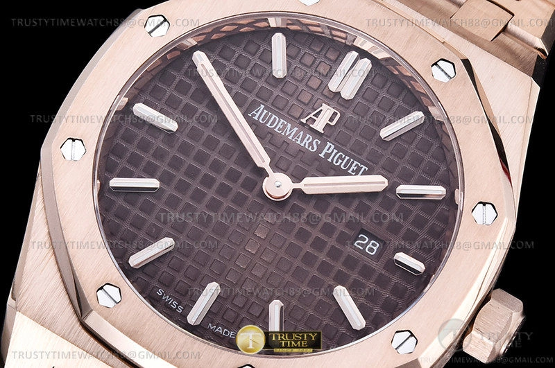 Audemars Piguet Royal Oak Ladies 33mm 67650OR.OO.1261OR.01 Audemars Piguet Royal Oak Ladies 33mm 67650OR.OO.1261OR.01