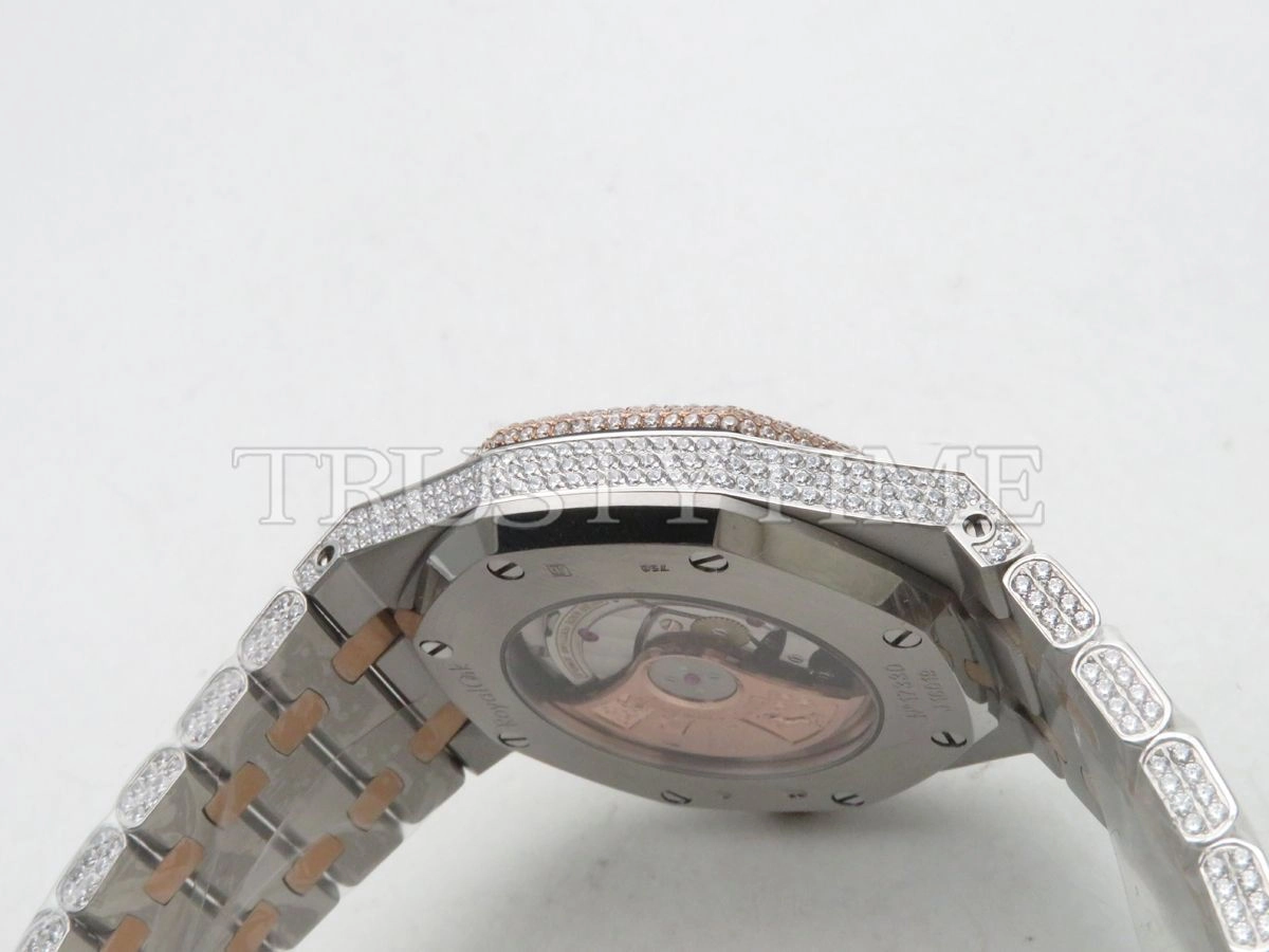 Копия часов Audemars Piguet Royal Oak 15400 Full Diamond