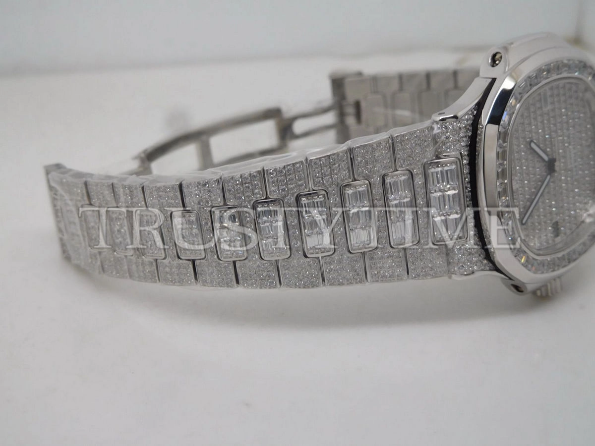 Копия часов Patek Philippe Nautilus 40mm 5719/10G-010