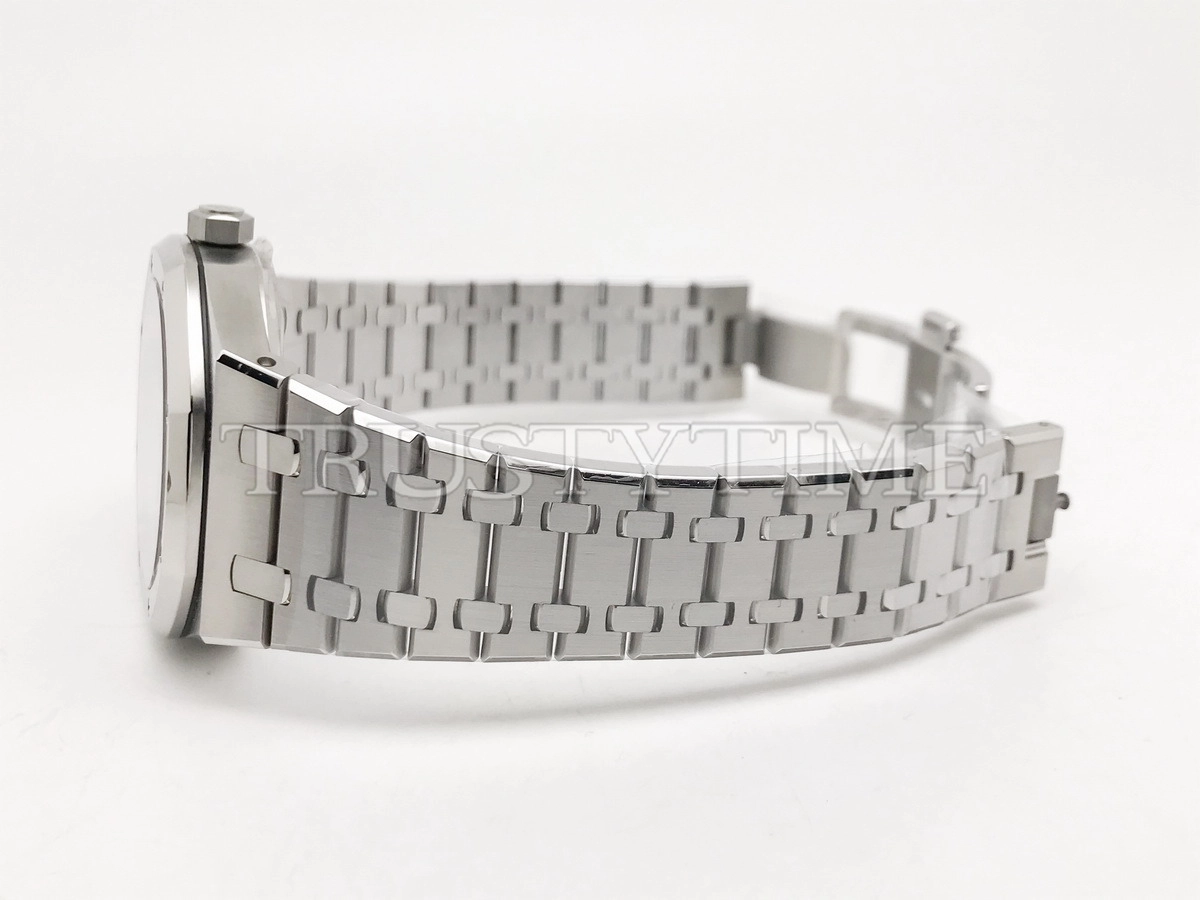 Копия часов Audemars Piguet Royal Oak Selfwinding II 15500ST.OO.1220ST.01