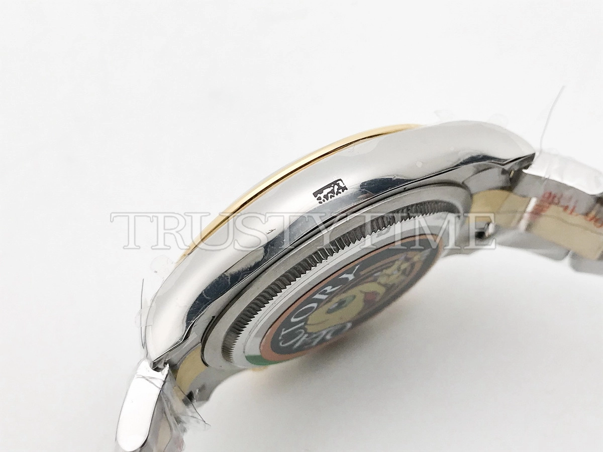 Копия часов Rolex Cosmograph Daytona 126503-0001
