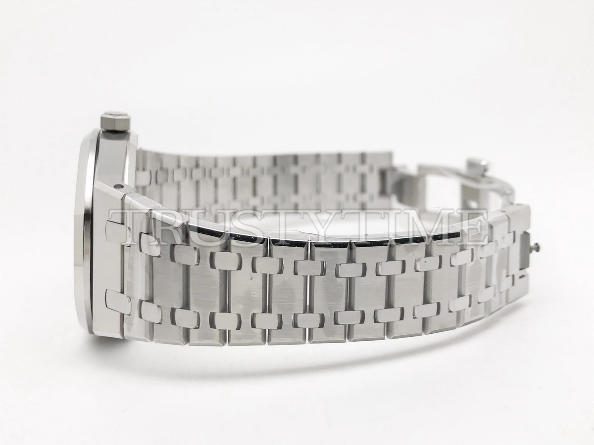 Копия часов Audemars Piguet Royal Oak Selfwinding 15510ST.OO.1320ST.10