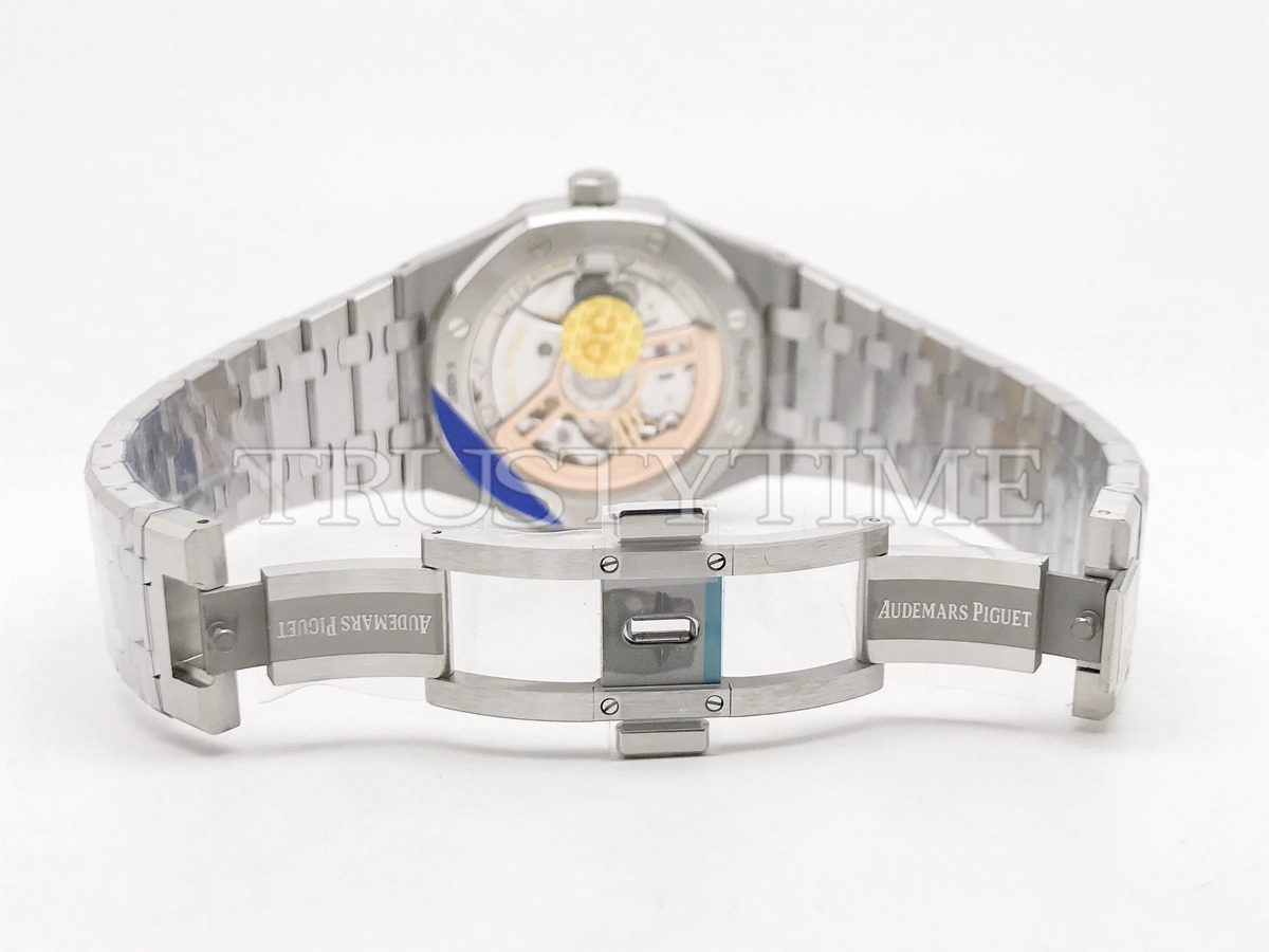 Копия часов Audemars Piguet Royal Oak Selfwinding II 15500ST.OO.1220ST.02