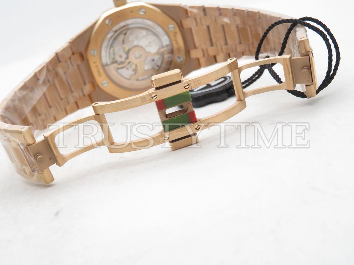 Копия часов Audemars Piguet Royal Oak Extra-Thin 15202OR.OO.1240OR.01