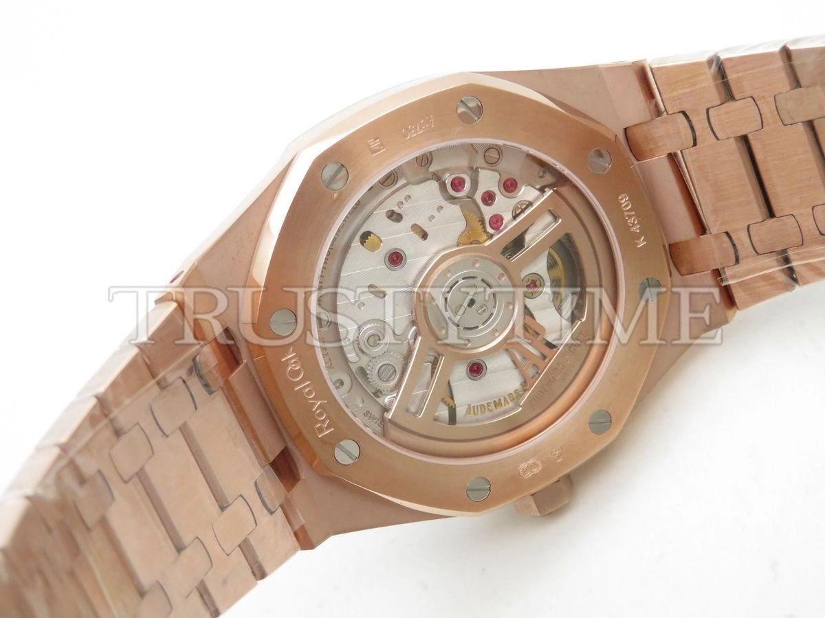 Копия часов Audemars Piguet Royal Oak 15400OR.OO.1220OR.03