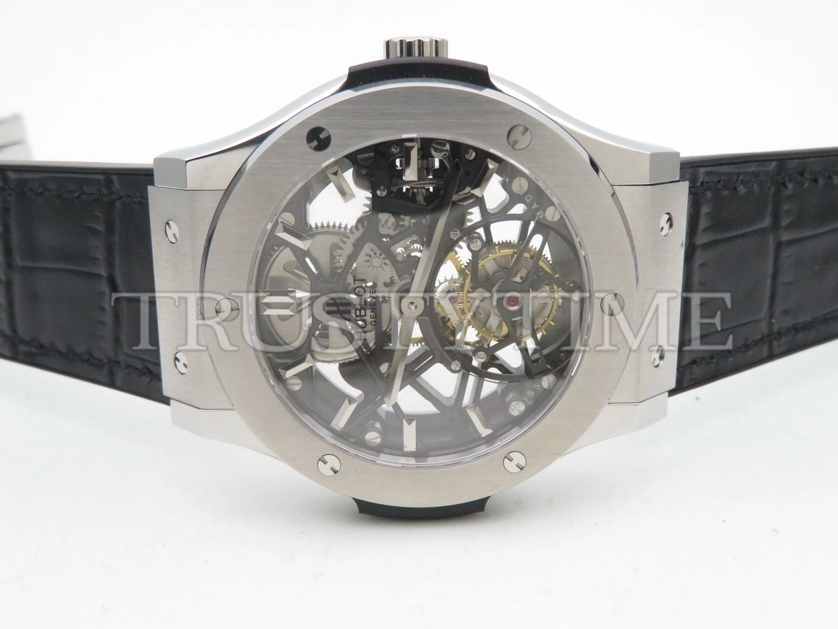 Копия часов Hublot Classic Fusion Tourbillon 45mm 505.NX.0170.LR