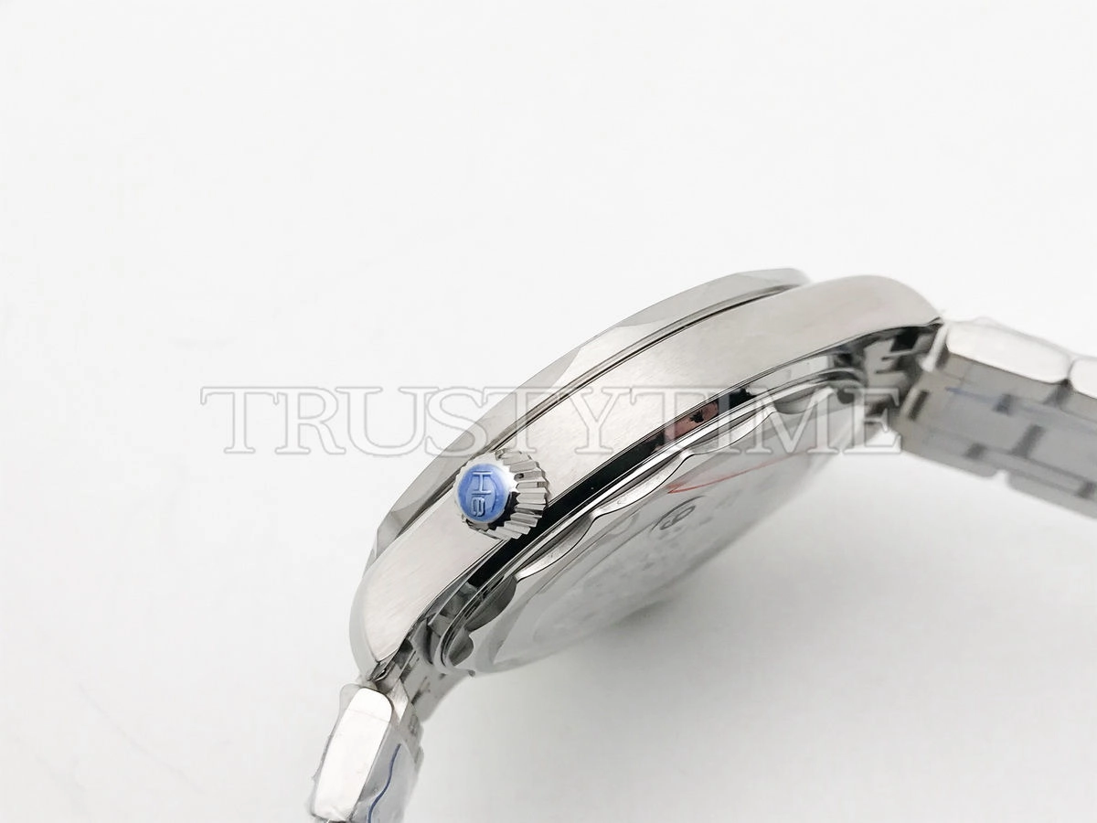 Копия часов Omega Seamaster Diver 300 Co-axial Master Chronometer 42mm 210.30.42.20.03.003