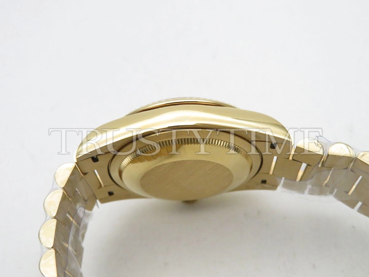 Копия часов Rolex Day-Date 36mm 128238-0081