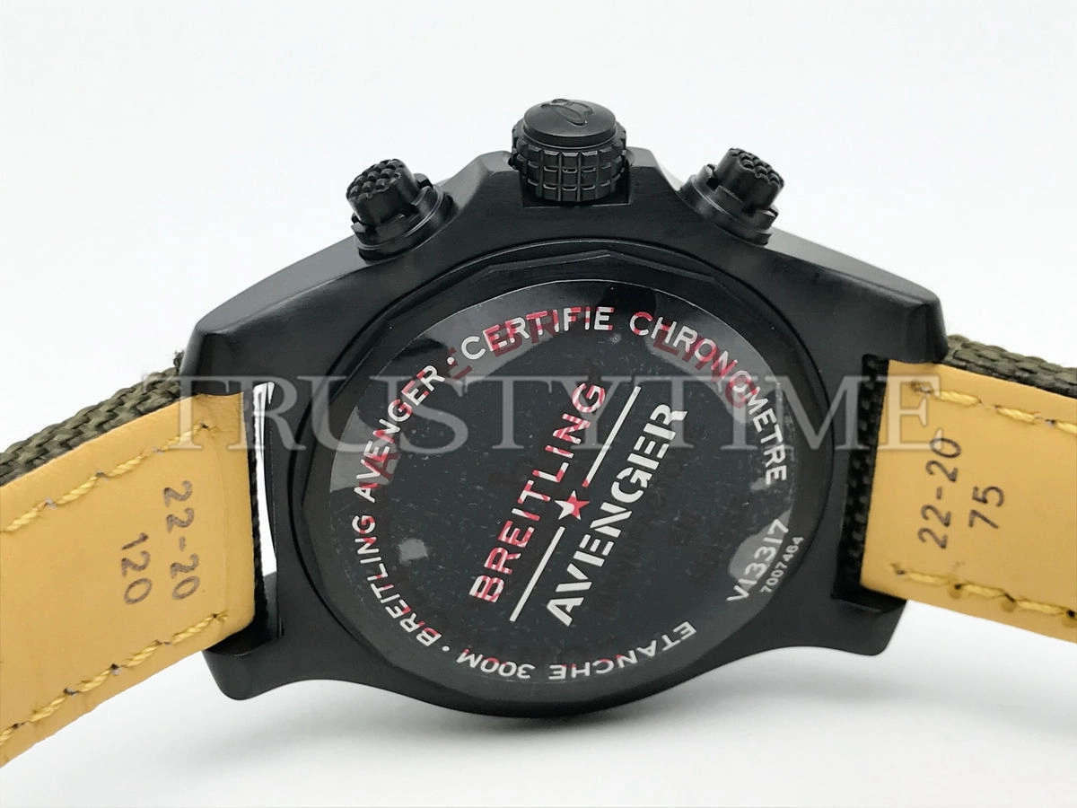 Копия часов Breitling Avenger Automatic 45 Night Mission V13317101L1X1