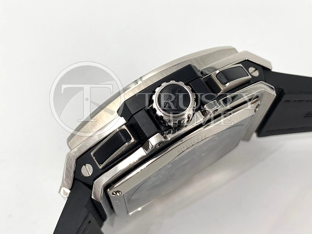 Копия часов Hublot Spirit of Big Bang 45 Titanium 601.NX.0173.LR