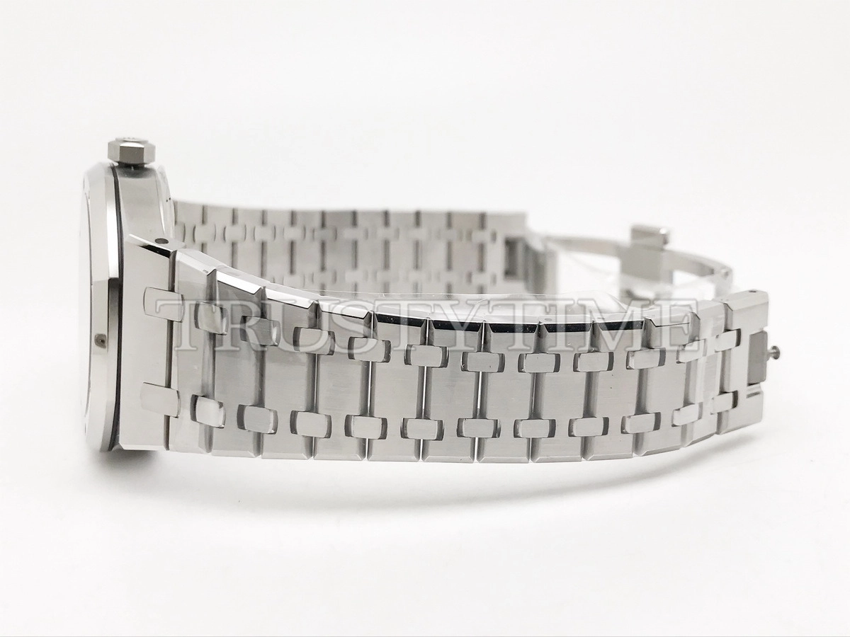 Копия часов Audemars Piguet Royal Oak Selfwinding 15510ST.OO.1320ST.07