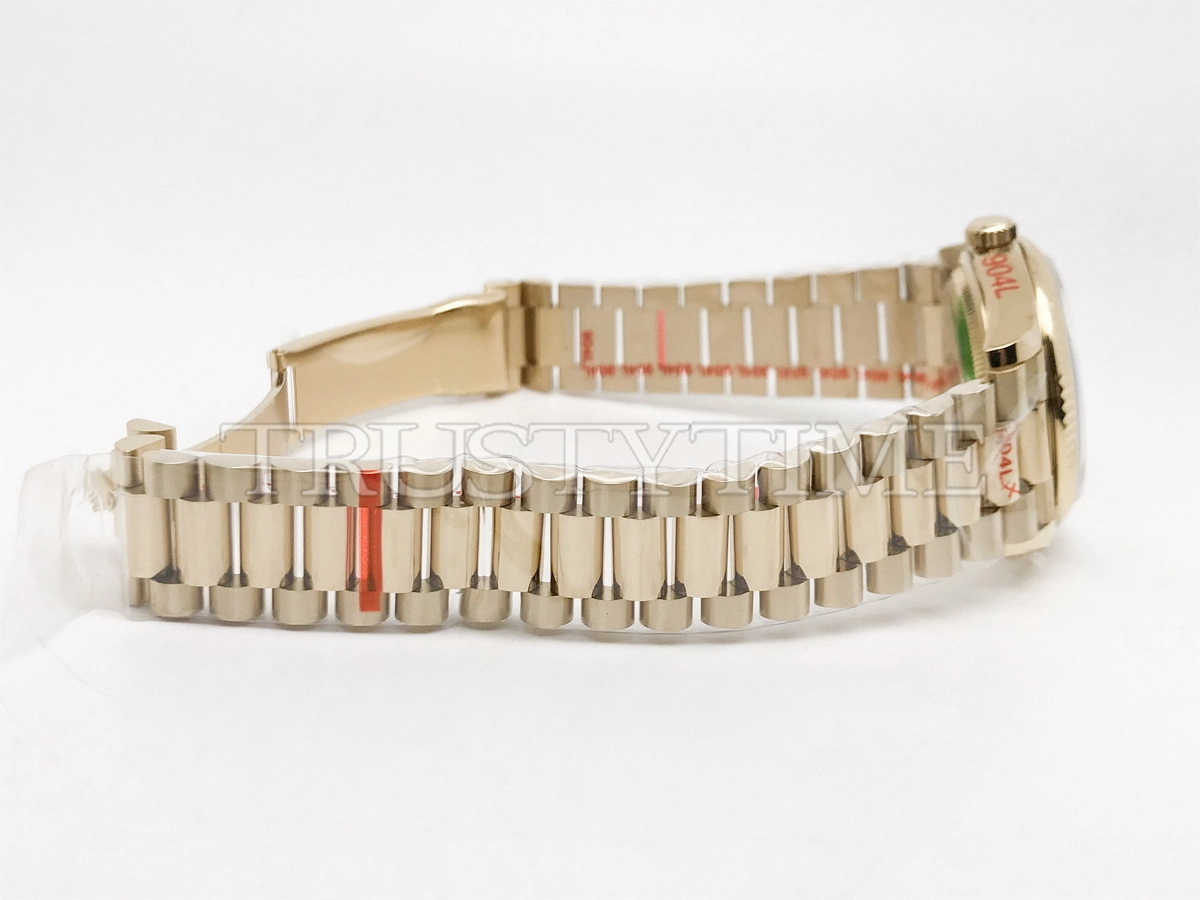 Копия часов Rolex Day-Date 36mm 128238-0130